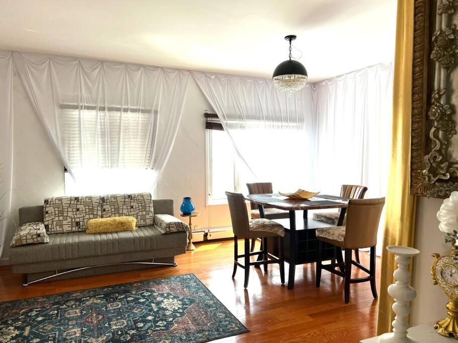 Room At The Oasis New York Bagian luar foto